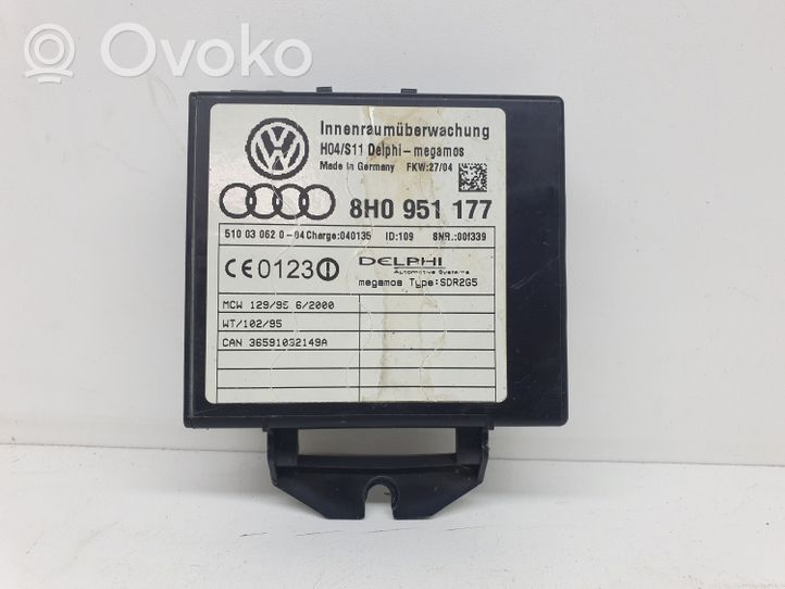 Audi A4 S4 B7 8E 8H Unidad de control/módulo de alarma 8H0951177