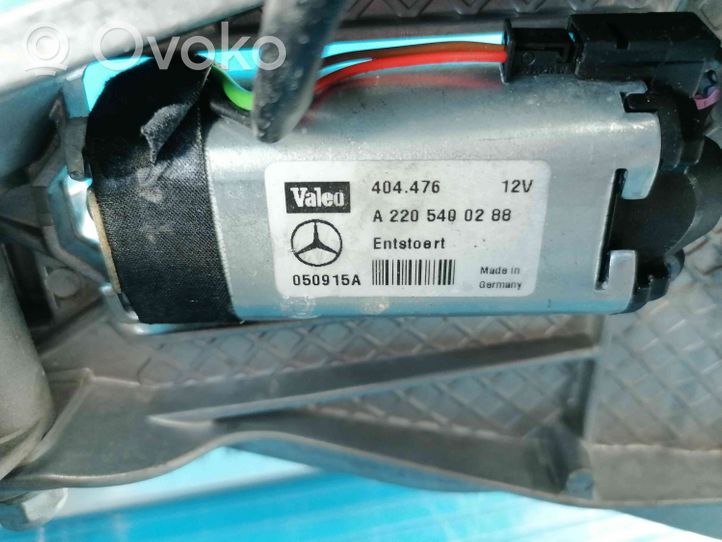 Mercedes-Benz E W211 Ohjauspyörän akseli A2114620120