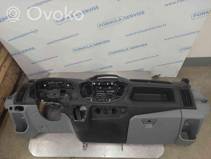 Ford Transit Dashboard 