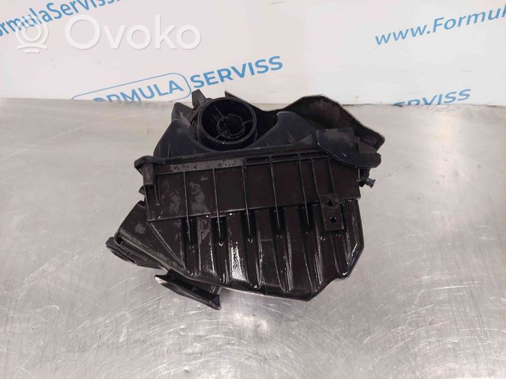 Audi A4 S4 B7 8E 8H Filtro dell’aria 03G133835B