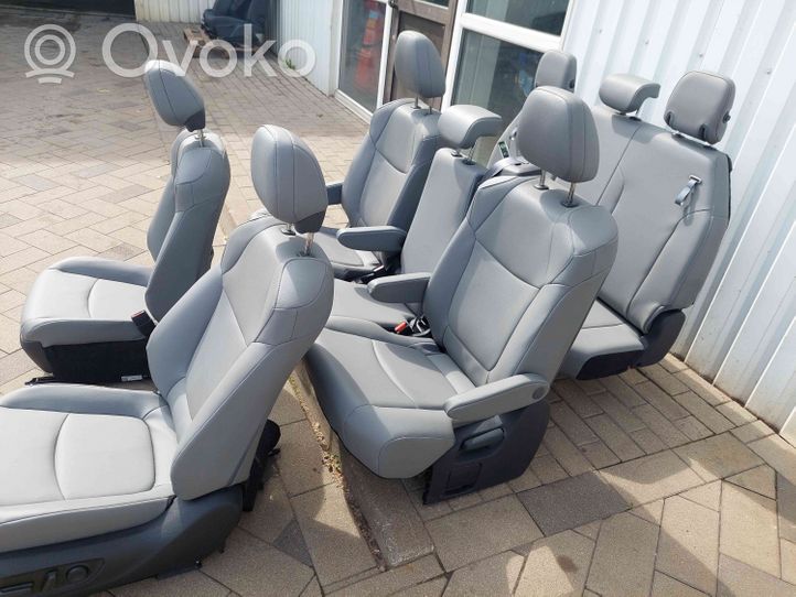 Toyota Sienna XL40 IV Juego del asiento 