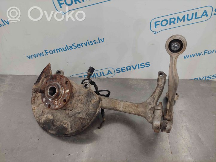 Audi A4 S4 B7 8E 8H Fuso a snodo con mozzo ruota anteriore 8E0407242J