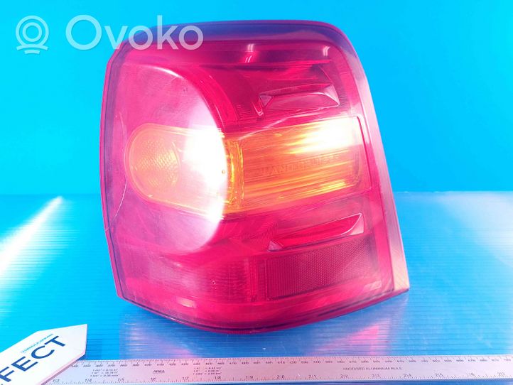 Toyota Land Cruiser (J200) Luci posteriori 8155060A80