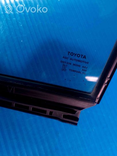 Toyota Sienna XL40 IV Front door vent window glass four-door DOT376