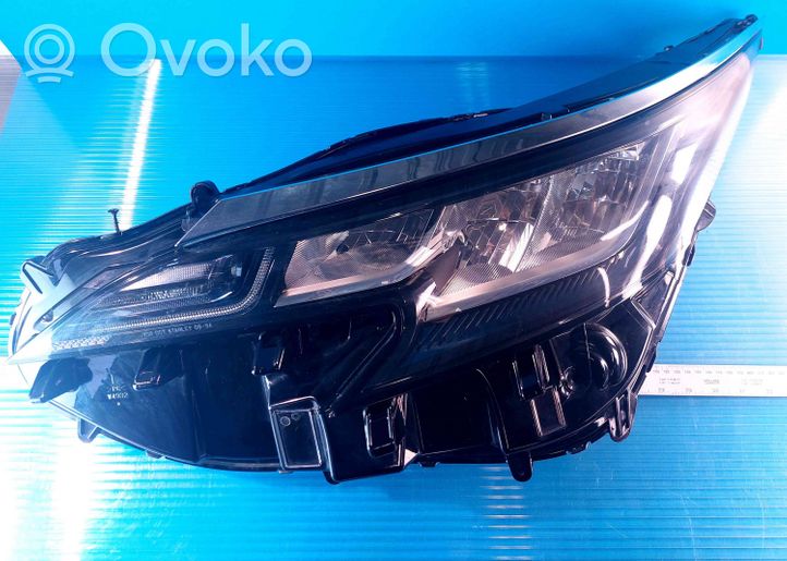 Toyota Sienna XL40 IV Faro/fanale 8115008100