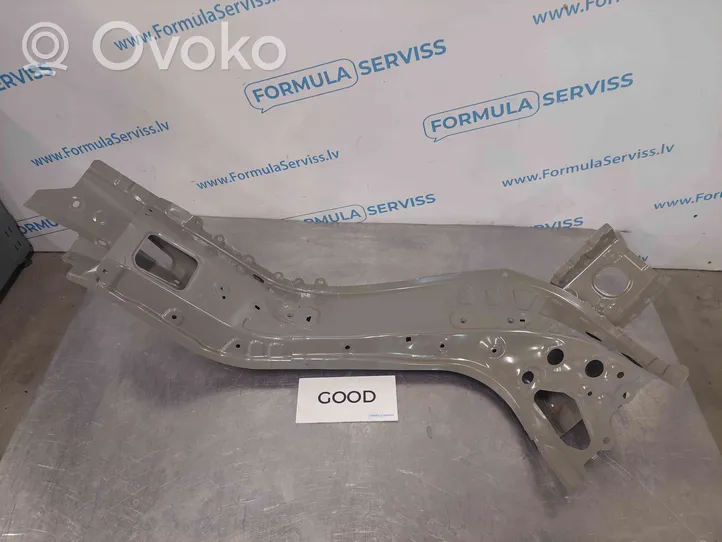 Toyota Sienna XL40 IV Arche d'aile arrière 6106308020