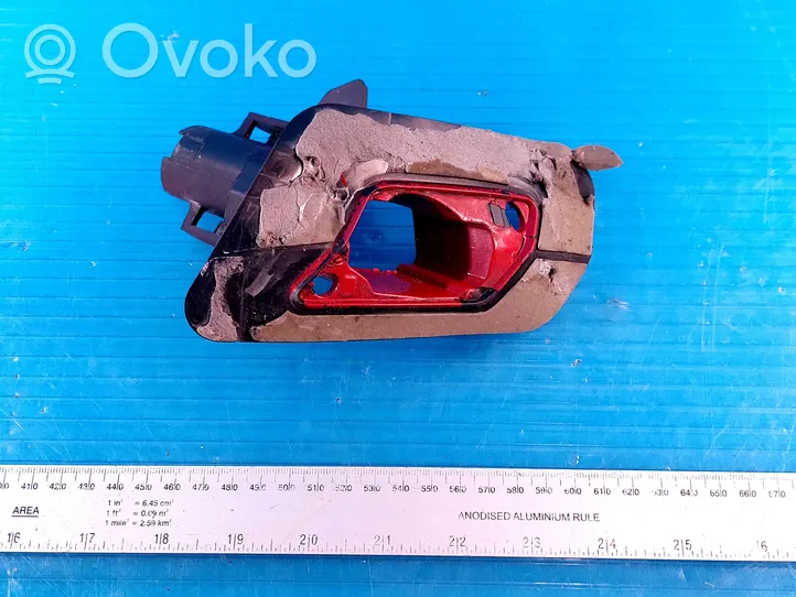 BMW 3 GT F34 Lukturu mazgātāja sprauslu turētājs 51117293801