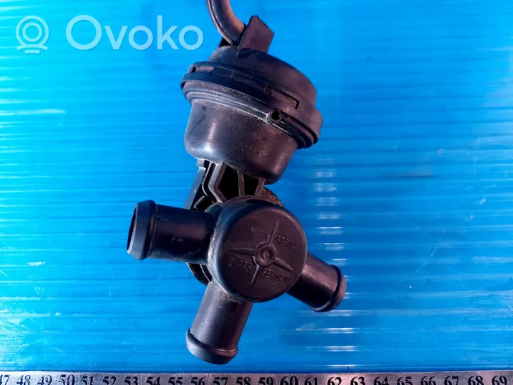 Volkswagen Crafter Vacuum valve 2H0121805A