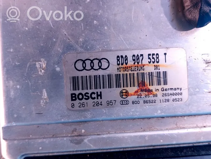 Audi A4 S4 B5 8D Sterownik / Moduł ECU 8D0907558T
