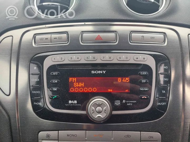 Ford Mondeo MK IV Radio/CD/DVD/GPS-pääyksikkö VP6M2F18C821FD