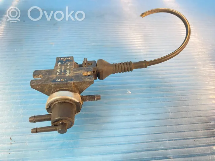 Audi A6 S6 C4 4A Turbolader Druckwandler Magnetventil 1H0906627