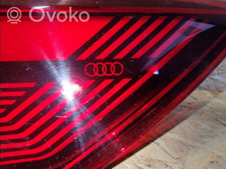 Audi Q4 Sportback e-tron Rückleuchte Heckleuchte 