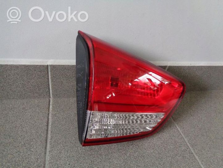 KIA Carens III Lampy tylnej klapy bagażnika 92403A4010