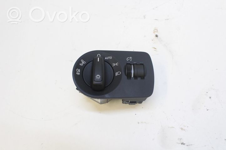 Audi Q3 8U Tailgate/trunk/boot open switch 