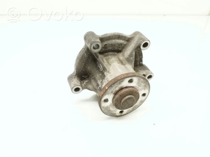 Mercedes-Benz Vaneo W414 Water pump 1662010310