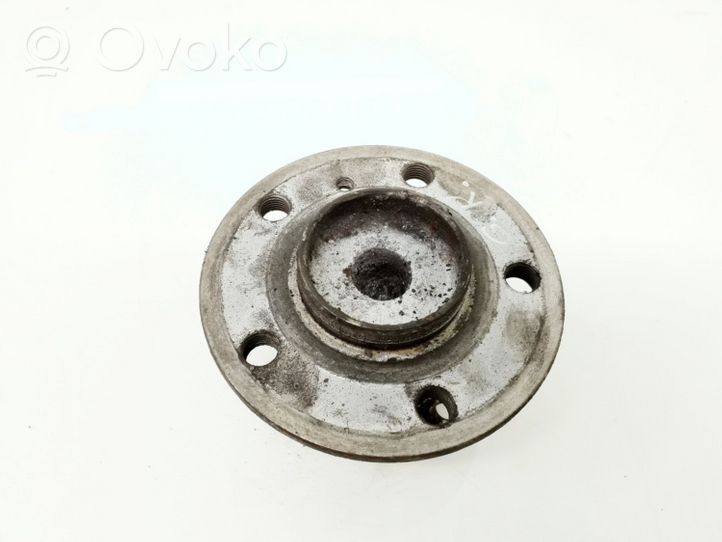 Mercedes-Benz B W245 Rear wheel hub 