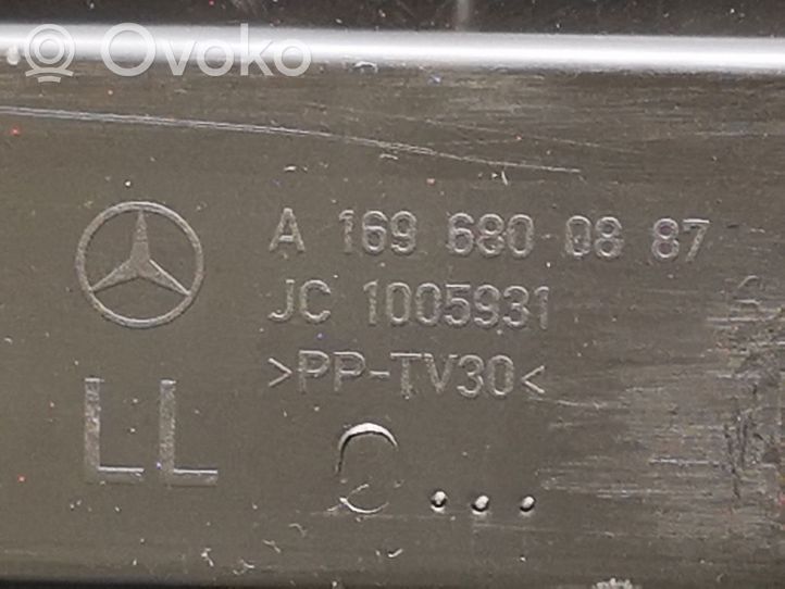 Mercedes-Benz B W245 Tableau de bord 1005950JC