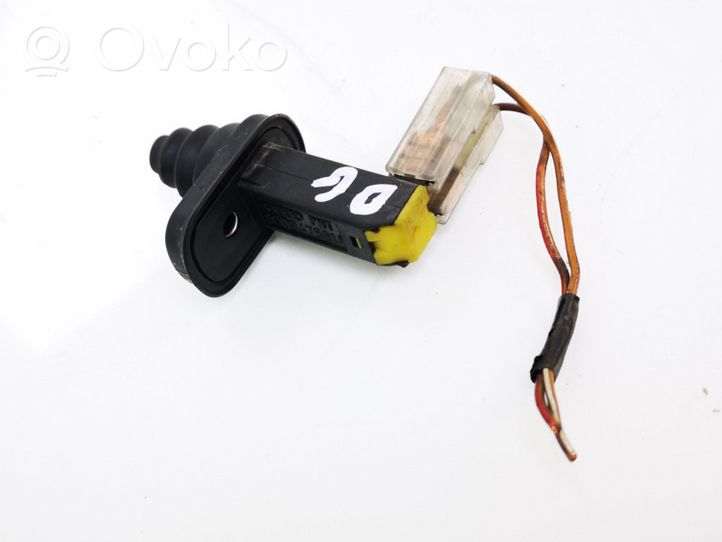 Audi A4 S4 B5 8D Hand parking brake sensor 8D0947561A