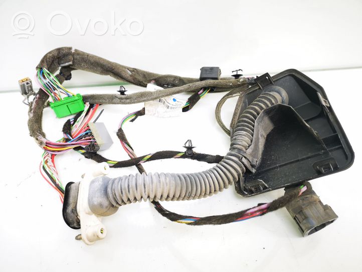 Volvo V70 Cablaggio porta anteriore 8676093