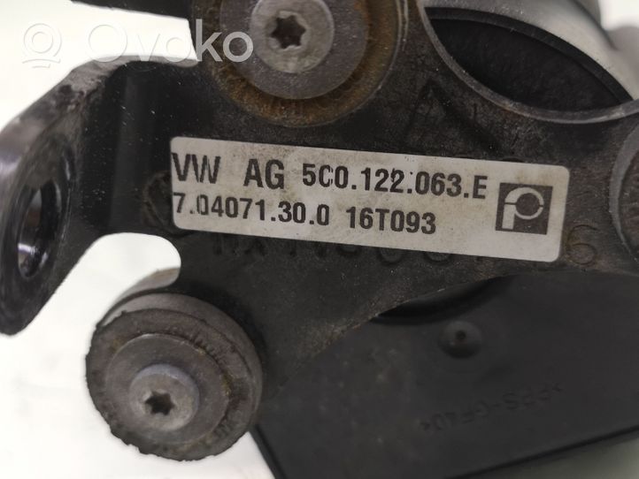 Volkswagen PASSAT B7 USA Sähköinen jäähdytysnesteen apupumppu 5C0965561