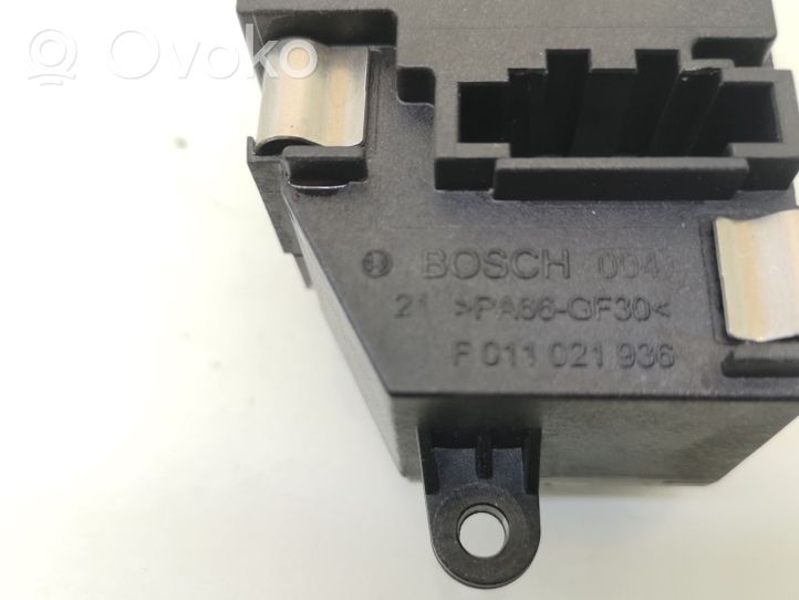 Volkswagen PASSAT B7 USA Heater blower motor/fan resistor 3C0907521G