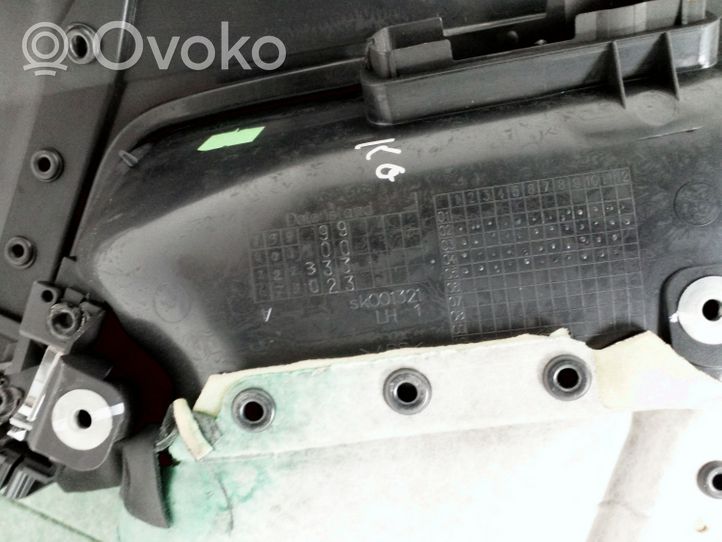 Opel Vectra C Takaoven verhoilu SKOO1321
