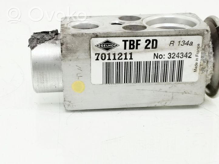 Opel Zafira B Air conditioning (A/C) expansion valve 7011211