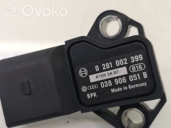 Volkswagen PASSAT B6 Intake air temperature sensor 038906051B