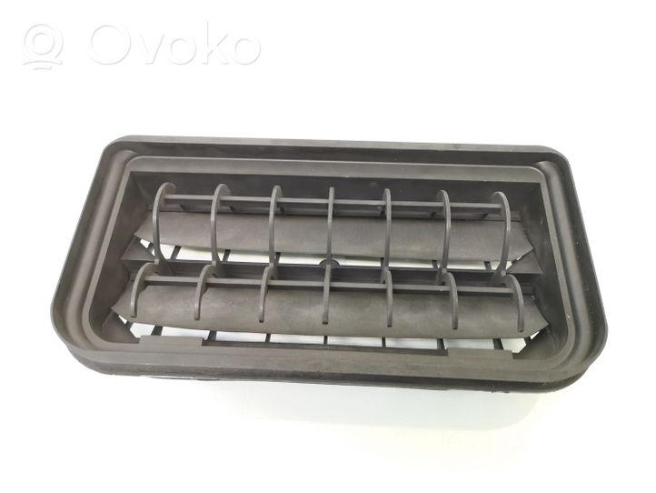 Volkswagen Jetta V Quarter panel pressure vent 3C0819465