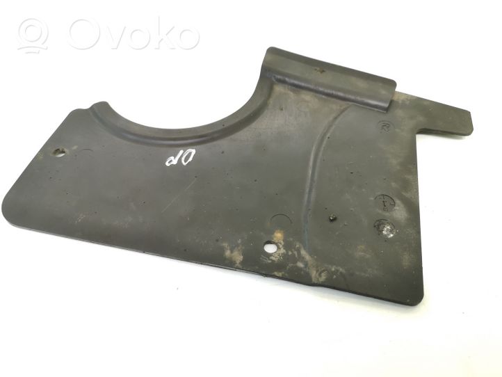 Volkswagen Jetta V Center/middle under tray cover 1K0825272A