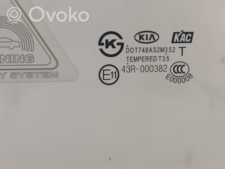 KIA Rio Vitre de fenêtre porte avant (4 portes) 