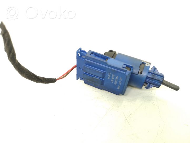 Volkswagen PASSAT B5.5 Clutch pedal sensor 1J0927189E