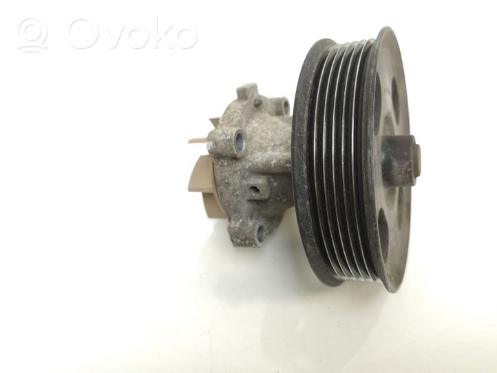 Opel Astra H Bomba de agua 46815125