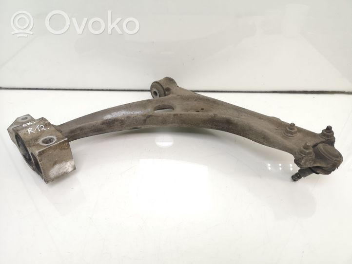 Volkswagen PASSAT B6 Fourchette, bras de suspension inférieur avant 3C0407153B