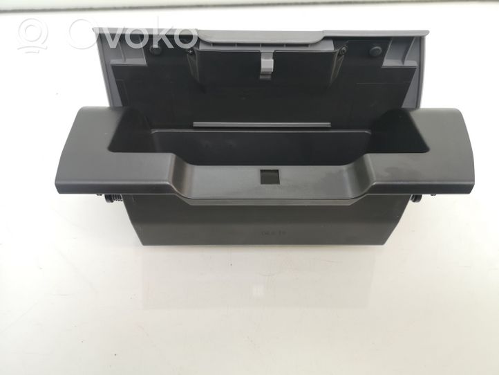 Suzuki Grand Vitara I Glove box 7384050J1