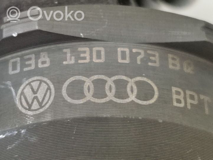Volkswagen Golf V Wtryskiwacz paliwa 038130073BQ
