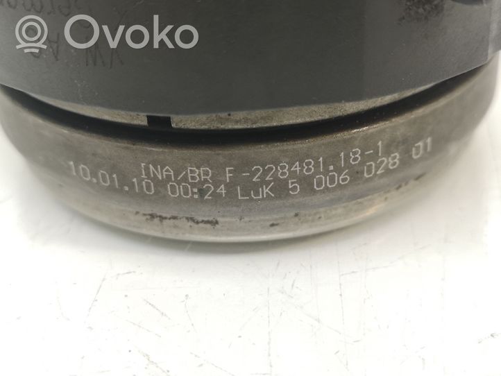 Skoda Octavia Mk2 (1Z) Cilindro secondario del cuscinetto di rilascio della frizione 0A5141671D