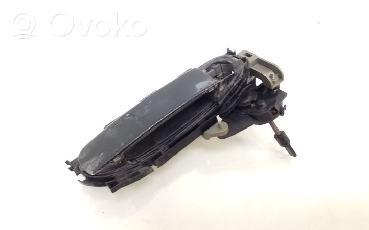 Audi A3 S3 A3 Sportback 8P Front door exterior handle 