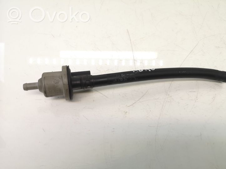 Audi A3 S3 A3 Sportback 8P Vacuum valve 058133517B