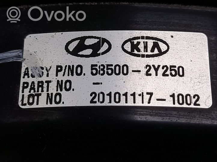 Hyundai ix35 Wspomaganie hamulca 585002Y250