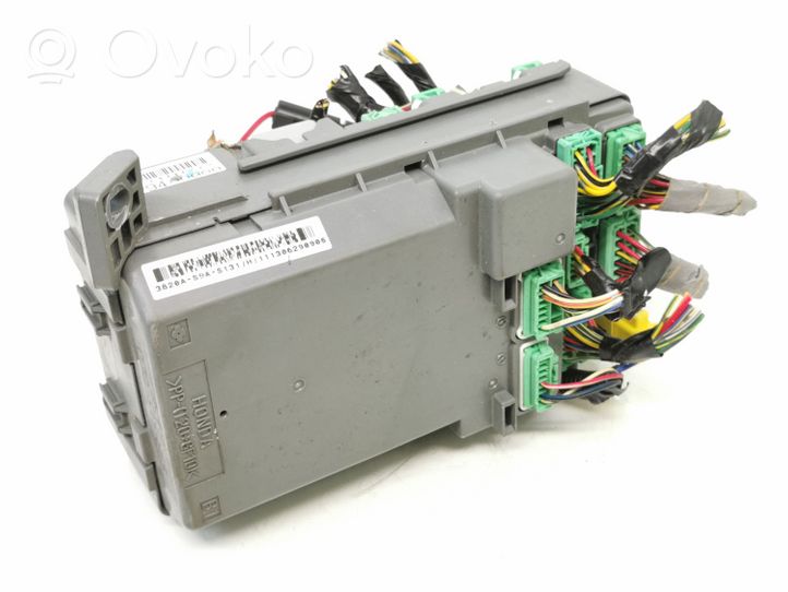 Honda CR-V Module de fusibles S9AS13000