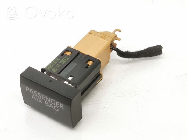 Volkswagen Polo V 6R Passenger airbag on/off switch 6R0919234