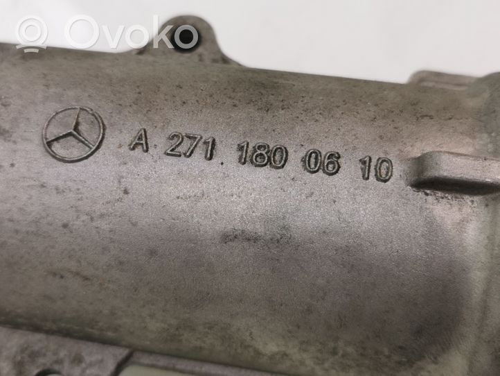 Mercedes-Benz E W211 Supporto di montaggio del filtro dell’olio A2711800610