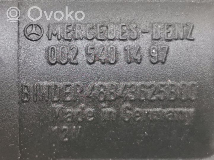 Mercedes-Benz E W211 Turboahtimen magneettiventtiili 0025401497