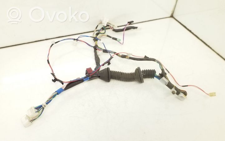 Toyota Avensis T250 Front door wiring loom 8215105610