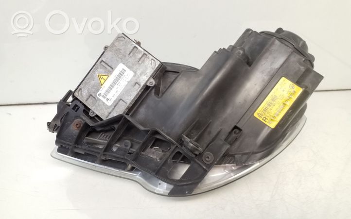 Volkswagen Touran I Faro/fanale 1300502031