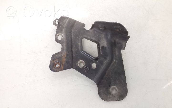 Opel Combo D Fender mounting bracket 