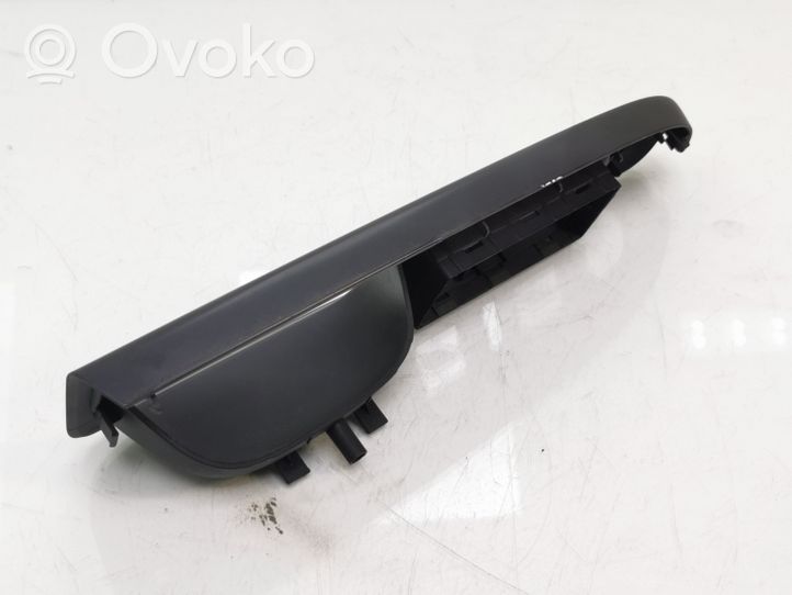 Volkswagen PASSAT B6 Front door interior handle trim 3C1867171B