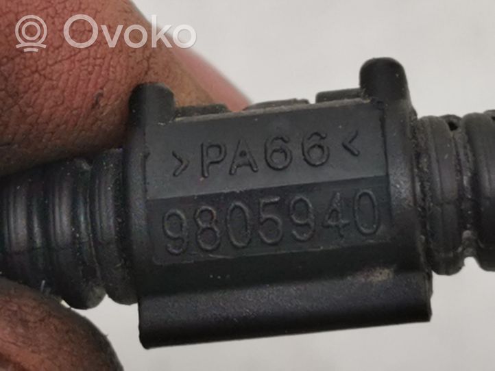 Volkswagen Touran I Camshaft position sensor 03G906433