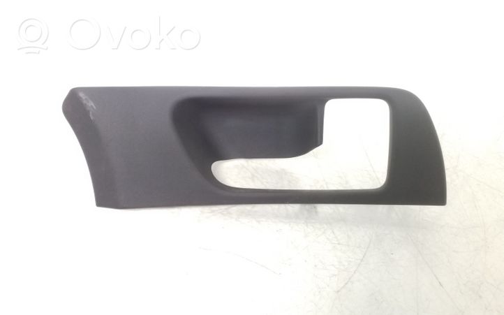 Toyota Avensis T250 Altro elemento di rivestimento della portiera anteriore 6761505020